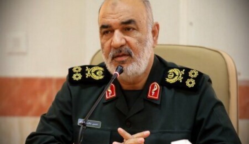 فرمانده کل سپاه: ملت لبنان را در شرایط سخت هرگز تنها نمی‌گذاریم
