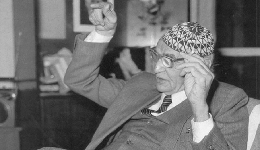 محمد مهدي الجواهري وكأنة علم بما سيحدث لبيروت!