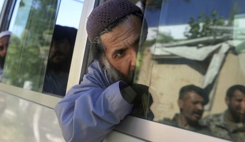 طالبان دولت افغانستان را به همدستی با داعش برای حمله به زندانیانش متهم کرد

