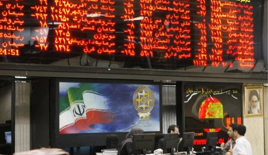 بورس همچنان در سراشیبی کاهش قیمت/ عقب‌نشینی شاخص به کانال ۱.۷میلیون