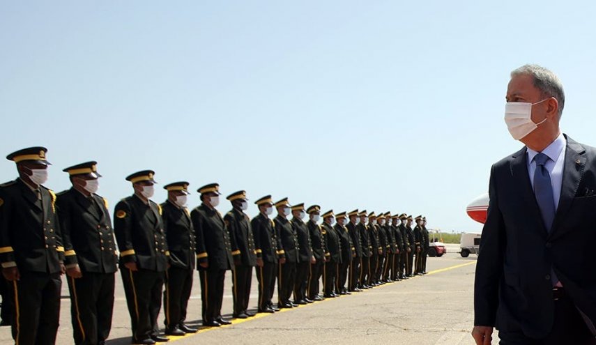 وزير الدفاع التركي: ندعم الليبيين في قضيتهم العادلة