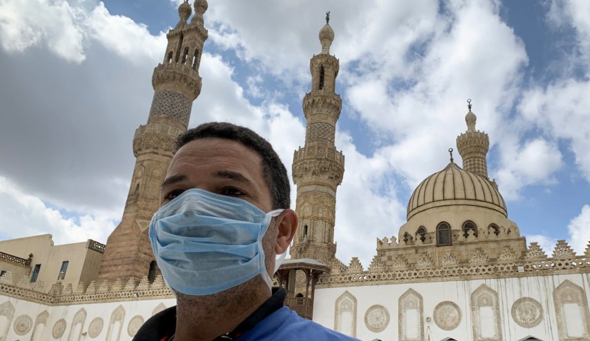 غضب المصريين بسبب عدم عودة صلاة الجمعة