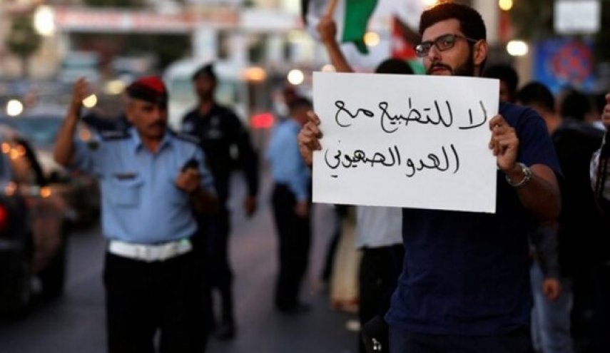 ارسال پیامک‌ تهدیدآمیز برای اماراتی ها پیش از اعلام توافق با اسرائیل