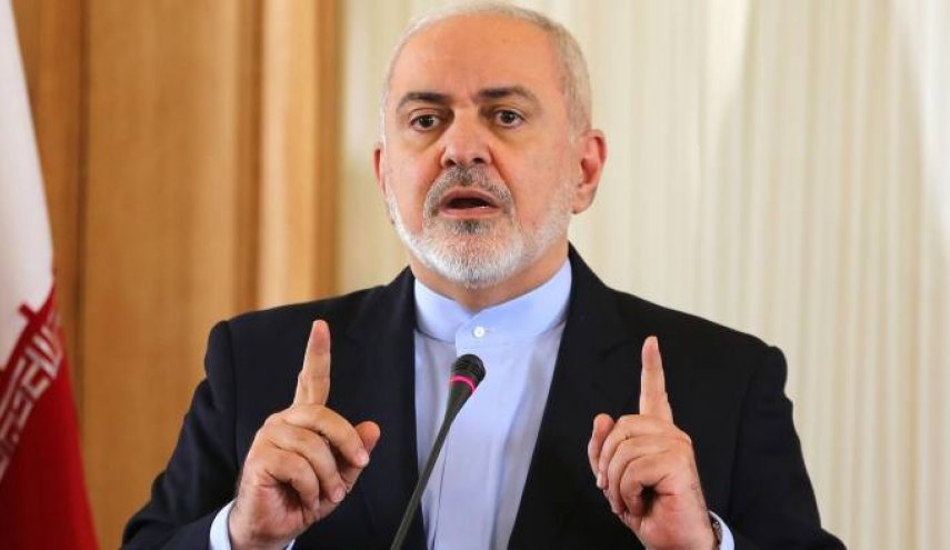 انتقاد ظریف از وزیر خارجه «قانون شکن» آمریکا
