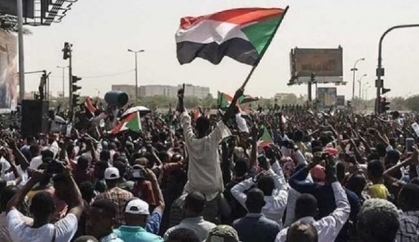 تظاهرات سودانی‌ها علیه دولت انتقالی