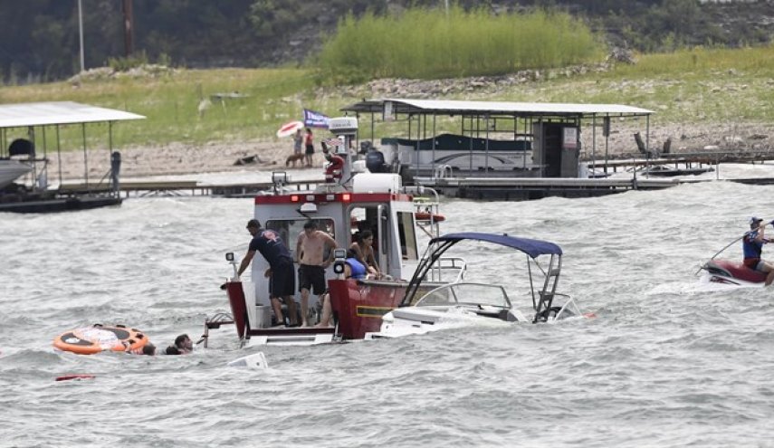 قایق حامیان ترامپ در تگزاس غرق شد