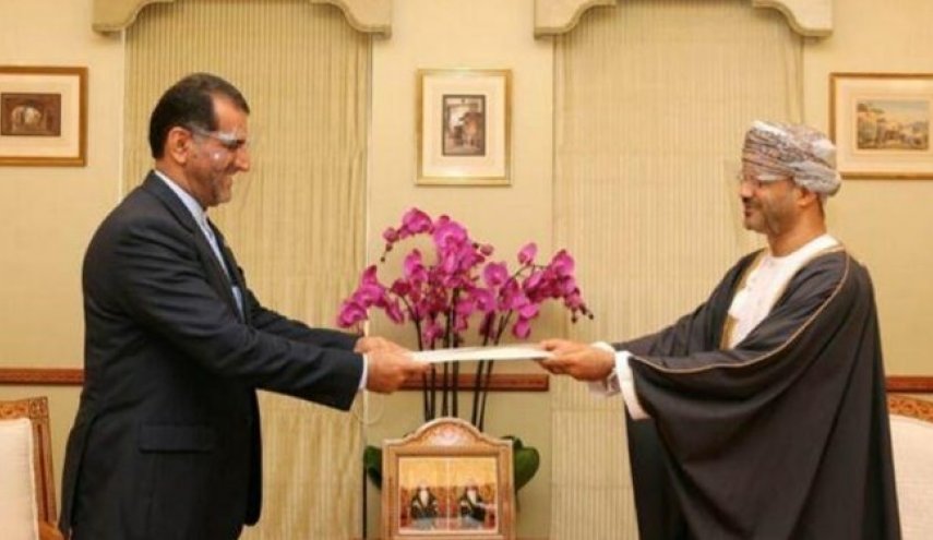 سفیر جدید ایران رونوشت استوارنامه خود را تسلیم وزیر خارجه عمان کرد
