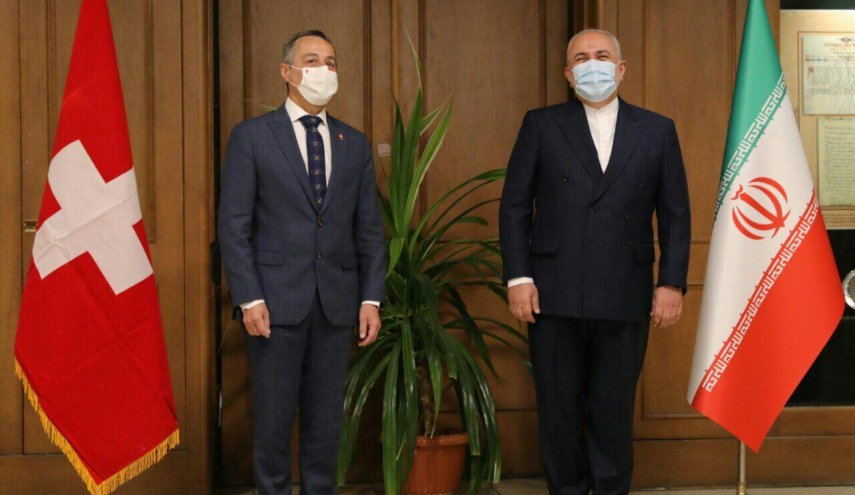وزیر خارجه سوئیس: با ظریف در تهران گفت‌و‌گوی پر باری داشتم+ فیلم