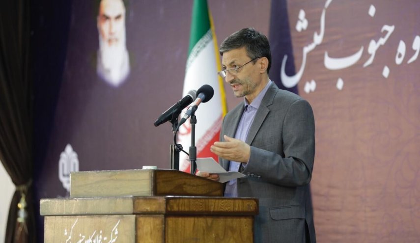 شبابنا افشلوا الحظر المفروض على صناعة الفولاذ في البلاد