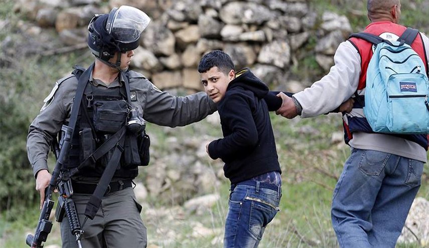 قوات الاحتلال تعتقل 3 شبان من القدس وبيت لحم
