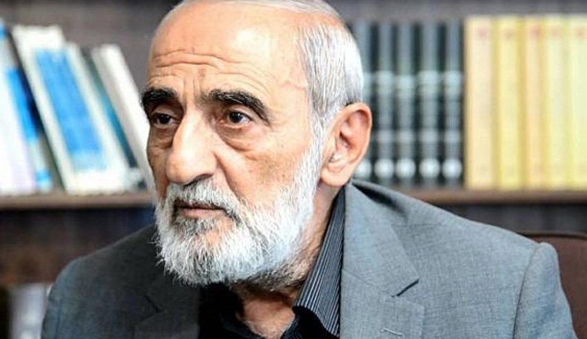حسین شریعتمداری از آیت‌الله سیستانی عذرخواهی کرد