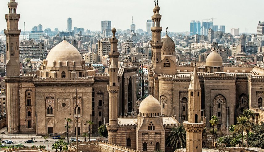 الأوقاف المصرية تنهي خدمة 3 أئمة