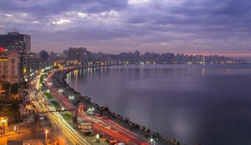 تحذيرات من ابتلاع البحر لـ