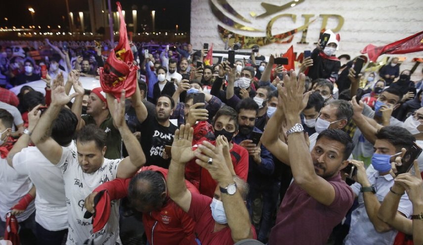 حواشی بازگشت کاروان پرسپولیس به تهران
