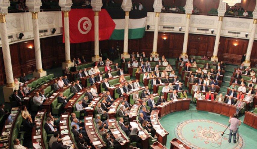 إصابة 18 نائبا.. كورونا يضرب البرلمان التونسي