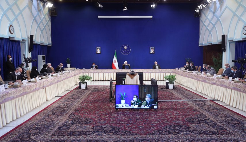 شمار تست های روزانه کرونا در کشور به 40 هزار مورد افزایش می یابد/ تا دو سال آینده باید با زندگی کرونایی بسازیم