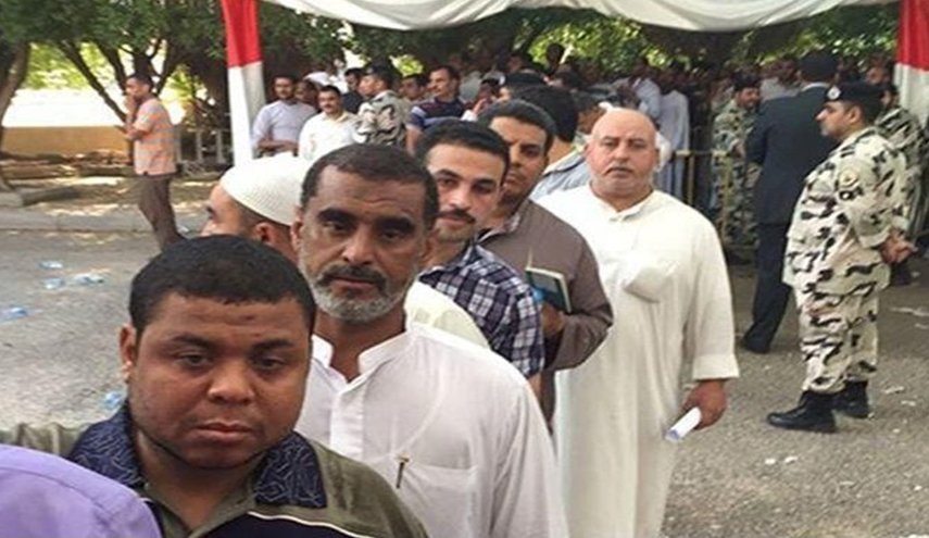 مصري يوجه 3 طعنات لمقيمة مصرية في الكويت معتقدًا أنها طليقته