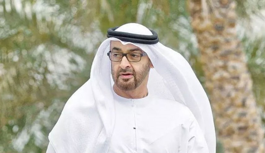أسبوع على التطبيع.. بن زايد يتصل بحمدوك ليؤكد دعم السودان