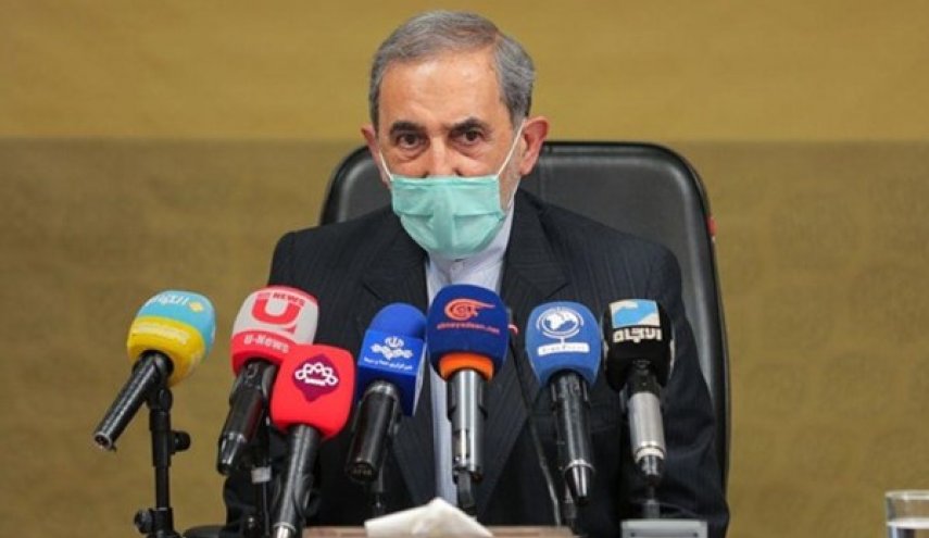 ولايتي: أمن ايران غير ممكن بدون أمن جيرانها