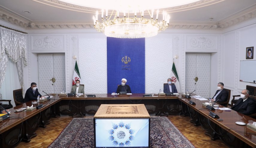 لزوم بهره بردن از توان داخلی و خرید واکسن خارجی/ تست گسترده و ردیابی مبتلایان به عنوان یکی از راهبردهای اصلی طرح جامع مقابله با کرونا با قدرت انجام گیرد