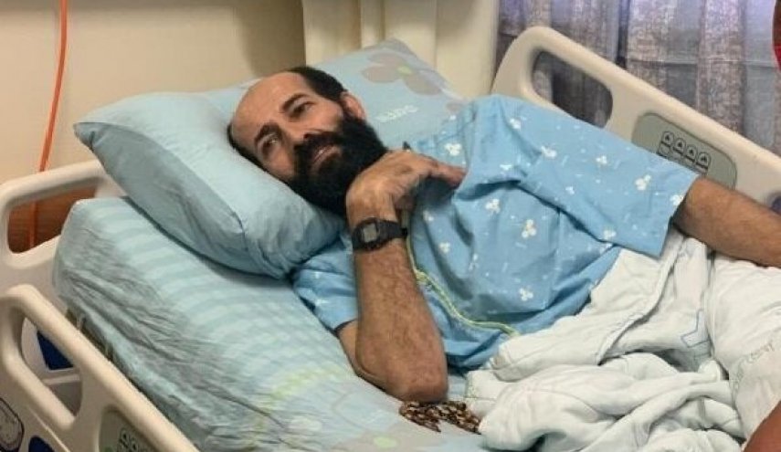 ملت فلسطین منتظر دنیا نباشد و برای خود کاری انجام دهد