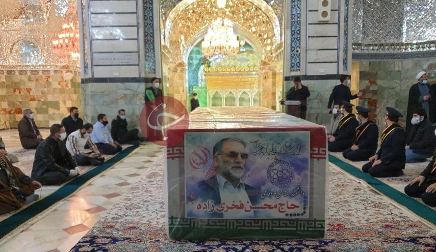 تصاویر آخرین زیارت شهید فخری زاده در حرم حضرت معصومه(س) 