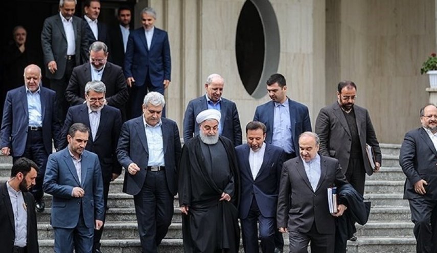 دولت ملزم به تولید و ذخیره 120 کیلوگرم اورانیوم با غنای ۲۰ درصد شد
