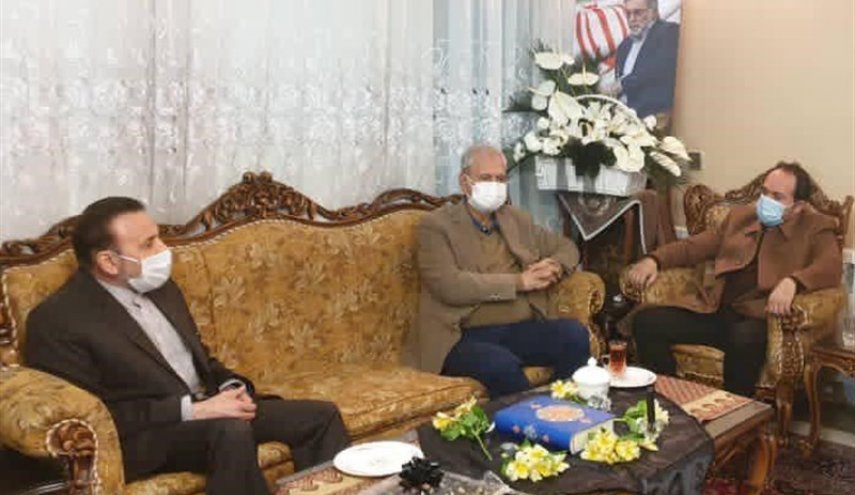 حضور واعظی و ربیعی در منزل شهید فخری‌زاده