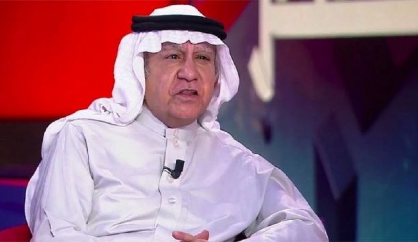 كاتب سعودي يثير جدلا واسعا بتغريدة عن المتدينين