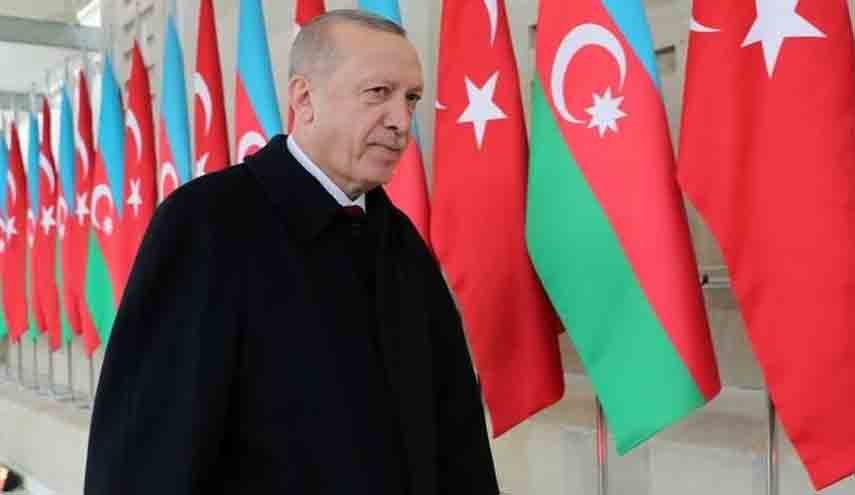 واکنش نمایندگان مجلس به شعرخوانی رجب در باکو