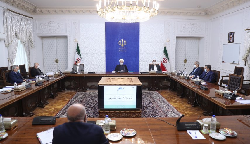 در شرایط جنگ اقتصادی، کاهش مشکلات معیشتی و تامین کالاهای اساسی  اولویت دولت بوده است