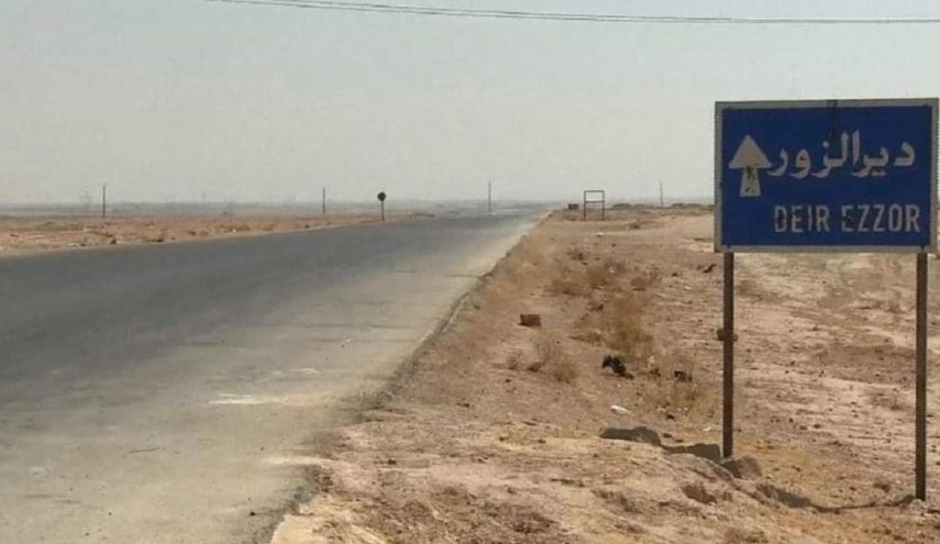 انطلاق اجتماع العشائر السورية في دير الزور رفضاً للاحتلالين الأمريكي والتركي