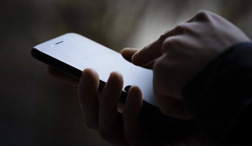 اختراق هواتف 'آيفون' الخاصة بصحفيي شبكة عربية