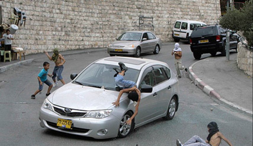 شهرک نشین صهیونیست جوان فلسطینی را زیر گرفت