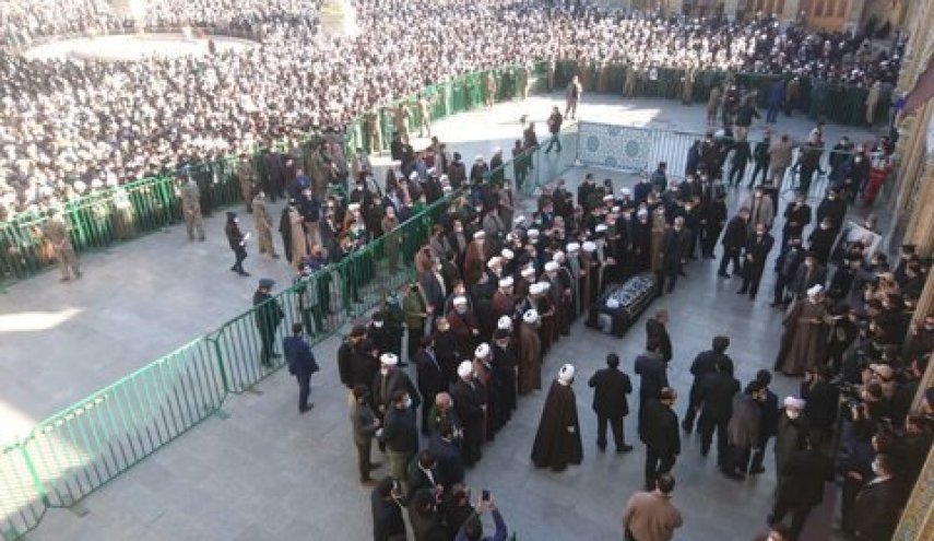 پیکرآیت الله مصباح یزدی در حرم حضرت معصومه(س) آرام گرفت