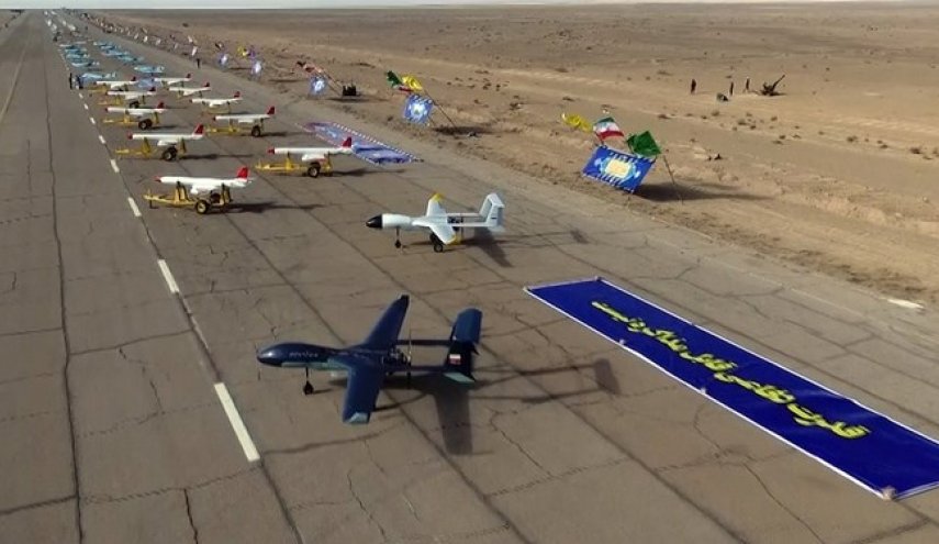 نمایش صدها فروند پهپاد ارتش با حضور سرلشکر باقری
