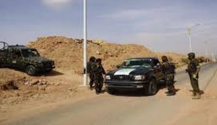 ربودن یک افسر سعودی در مارب و تهدید ائتلاف متجاوز به انجام حملات نظامی علیه قبایل
