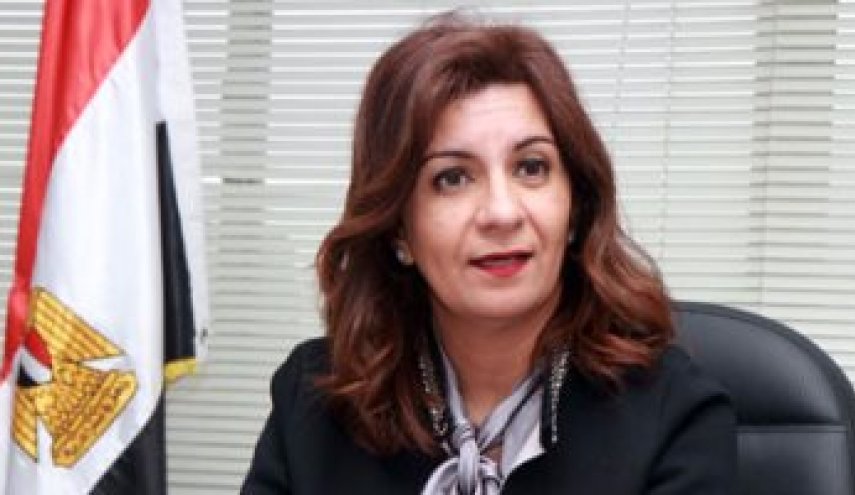 مصر تبحث أزمة العالقين المصريين بالإمارات