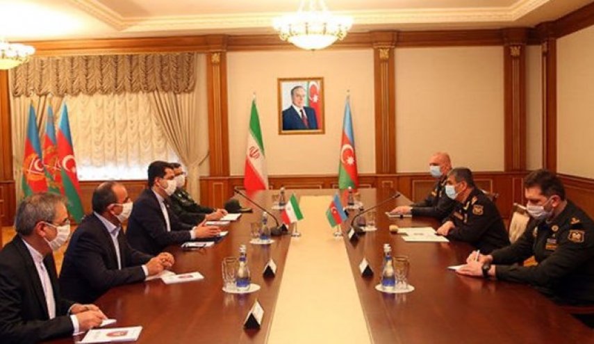 تشکر وزیر دفاع جمهوری آذربایجان از ایران 