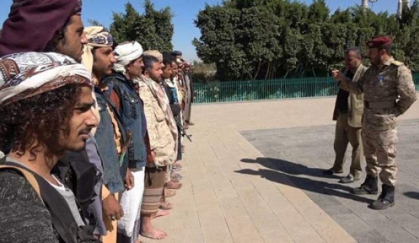 صنعاء تستقبل 20 عائداً من صفوف العدوان بينهم قيادي