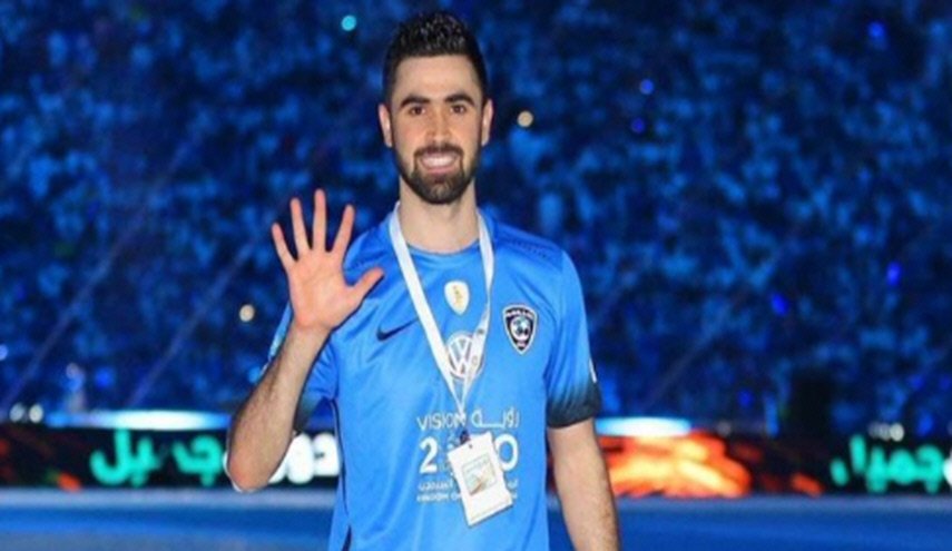 رسميا.. رحيل عمر خريبين عن الهلال السعودي