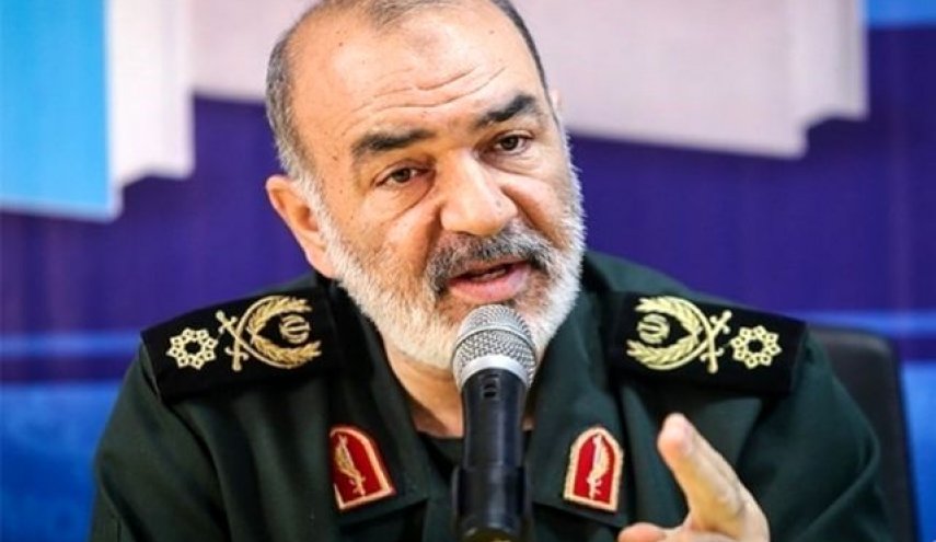 سردار سلامی: سنگر و نقطه تمرکز آمریکا به حفظ کنگره منتقل شده است