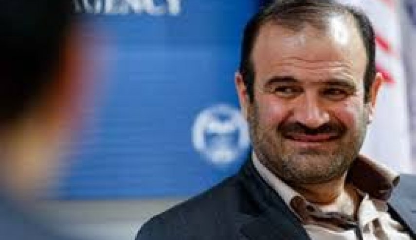  رئیس سازمان بورس استعفا کرد + عکس