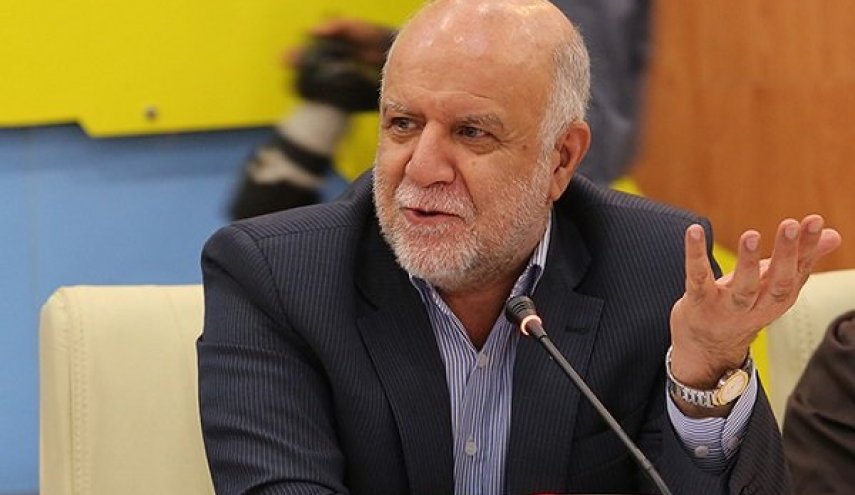 زنگنه: دشمنان نتوانستند صادرات نفت ایران را به صفر برسانند