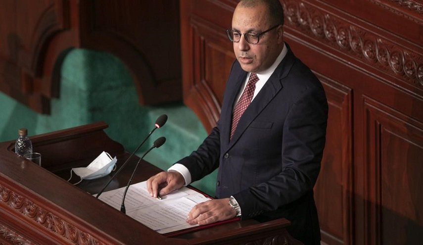 رئيس الوزراء التونسي يعرض التعديل الوزاري أمام البرلمان