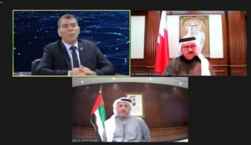 أشكنازي قرقاش الزياني.. صهاينة الولادة والتجنيس   
