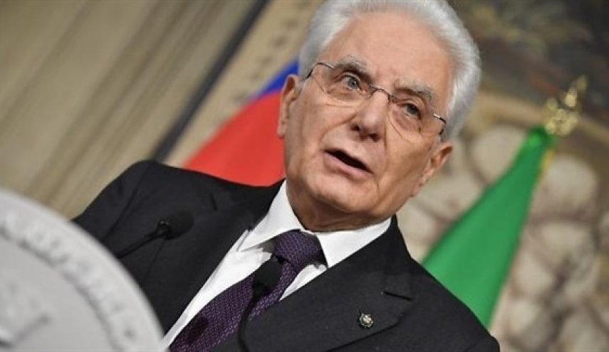 الرئيس الإيطالي يقوم بمباحثات لتشكيل حكومة جديدة

