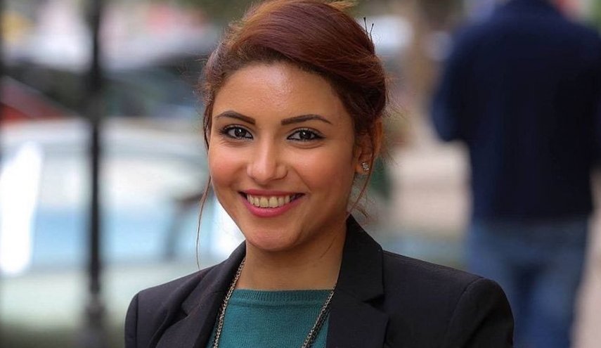 صحافيون مصريون يدينون الاعتداء على الصحفية 'سولافة مجدي' 