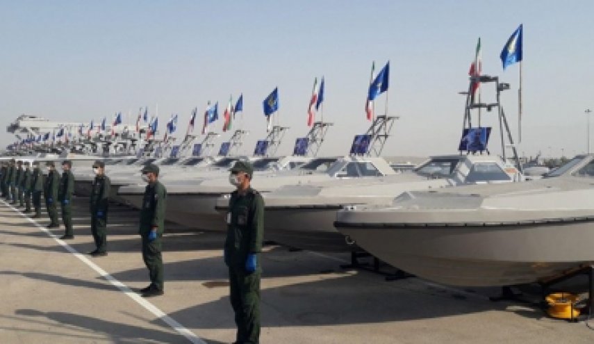 الحاق ۳۴۰ فروند شناور به ‌نیروی دریایی سپاه / این شناورها قابلیت حمل و شلیک انواع موشک و راکت را دارند
