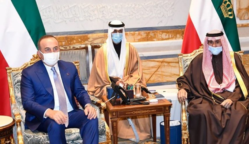 وزیر خارجه ترکیه با امیر کویت دیدار کرد